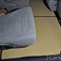 Автомобильные коврики EVA на Chrysler Town & Country V (2007->) 2 ряд: кресла 1+1 не убираются в пол